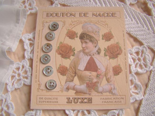 Jolie carte de 6 boutons anciens de nacre de couleur naturelle gris foncé irisé