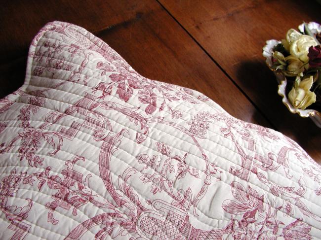 Charming pair of cushion slips in Toile de Jouy, quilted style, red color #2