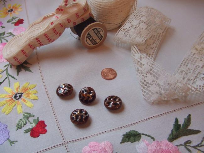 Belle série de 4 boutons champignons en gré emaillé, peints à la main, L.Vautrin