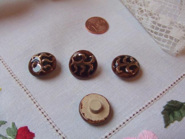 Belle série de 4 boutons champignons en gré emaillé, peints à la main, L.Vautrin