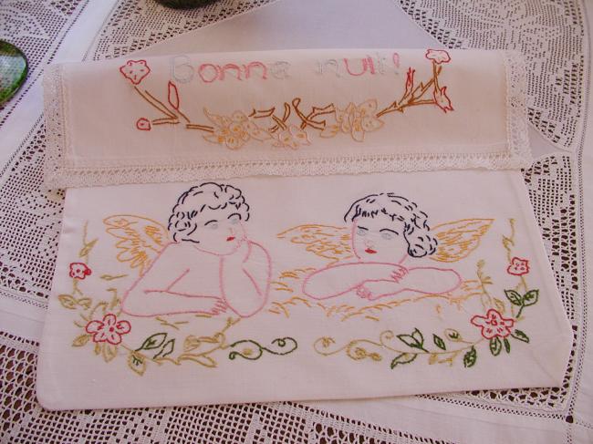 Sweet night case 'Bonne nuit' with hand-embroidered angels