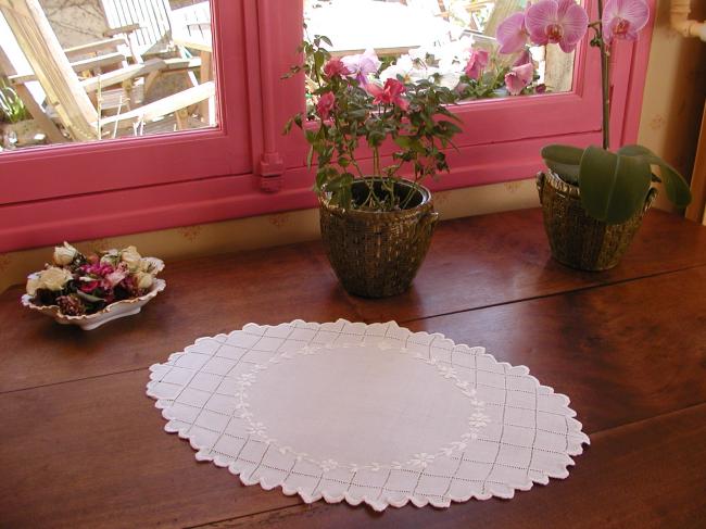 Lovely oval table centre with drawn thread work and embroidered flowers