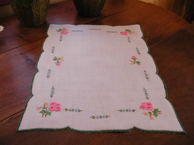 Very romantic table centre with hand-embroidered flowers, acidulous colors