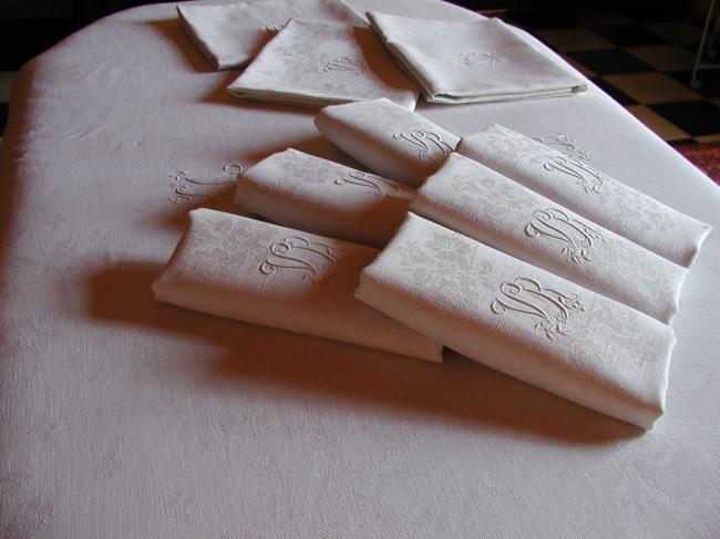 Merveilleuse nappe et ses 9 serviettes en damassé de Volubis 1900, mono VR