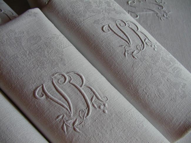 Merveilleuse nappe et ses 9 serviettes en damassé de Volubis 1900, mono VR