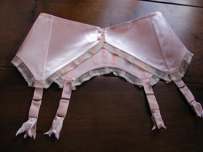 Gorgeous 1920 suspender belt in pink silk with Valenciennes lace