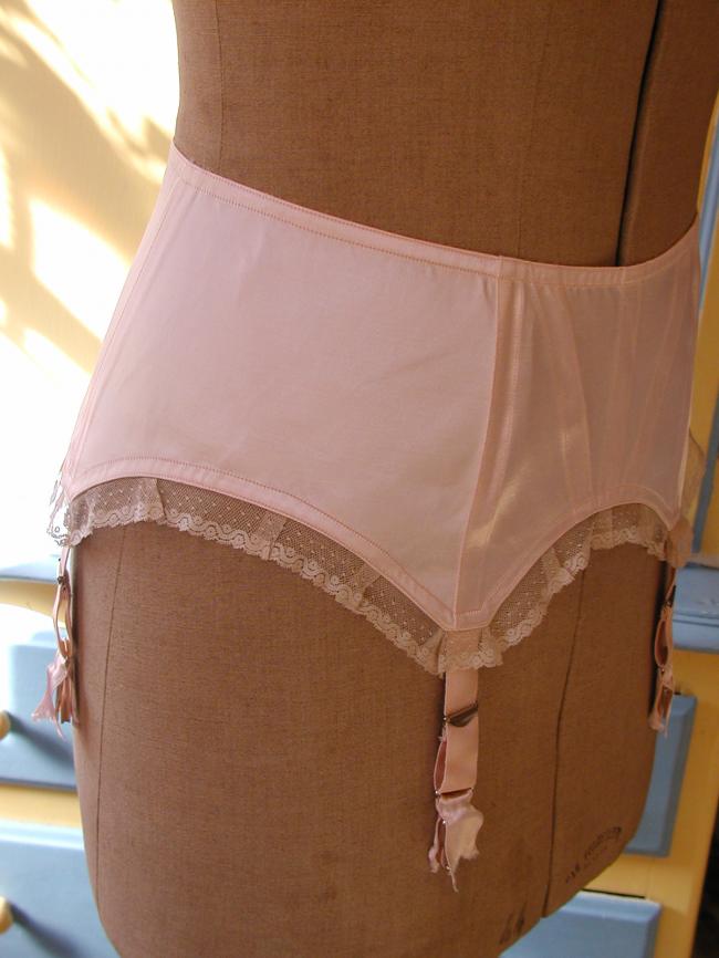 Gorgeous 1920 suspender belt in pink silk with Valenciennes lace