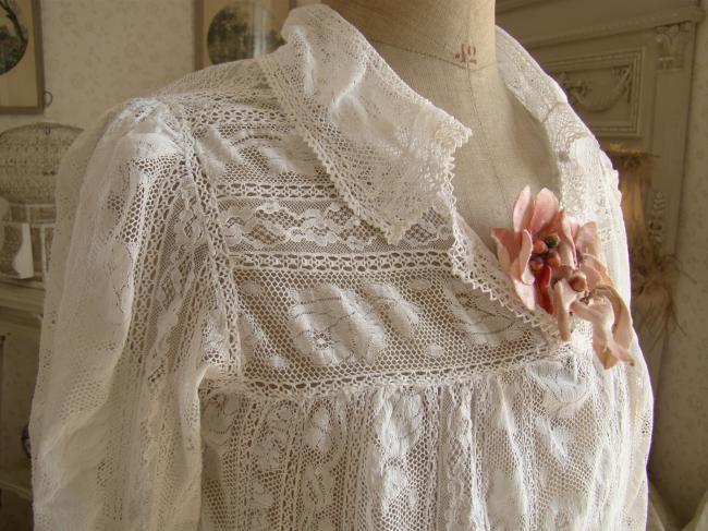 Superbe blouse en dentelle de Calais et  Valenciennes, années 1920