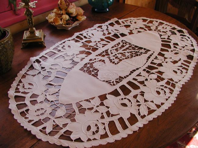 Marvellous table runner with openwork of nymphea with flowers 1900