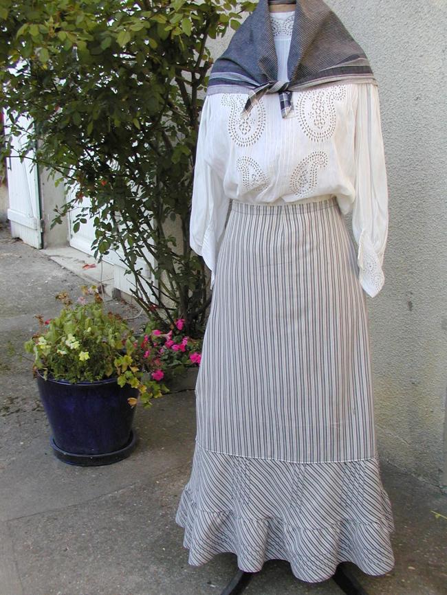 Adorable jupon en cotonnade imprimée rayures 1900-20