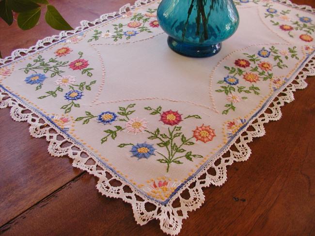 Absolutely gorgeous table runner with hand-embroidered flowers & bobbin lace