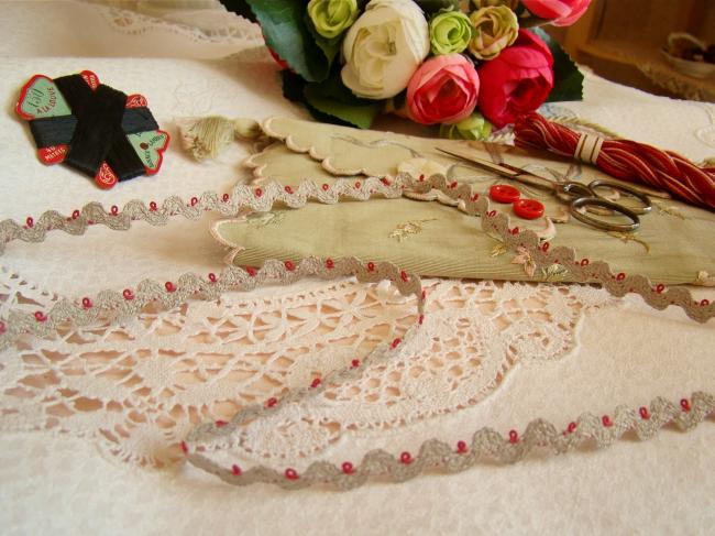 Superbe serpentine en lin naturel et coton, bouclette rouge, 10mm