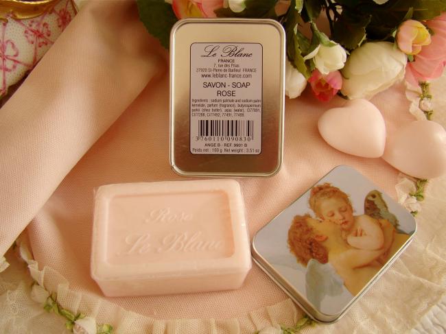 Romantique boîte rectangulaire décorée d'anges et son savon parfumé à la rose