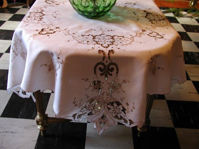 Charming Madeira tablecloth with vine grapes and flowers embroidered