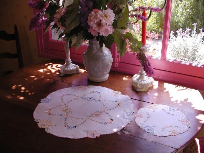 Breathtaking large table centre with colourful Madeira embroidery