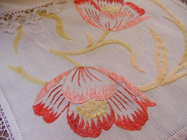 Stunning and huge table runner with embroidered Art Nouveau style tulips