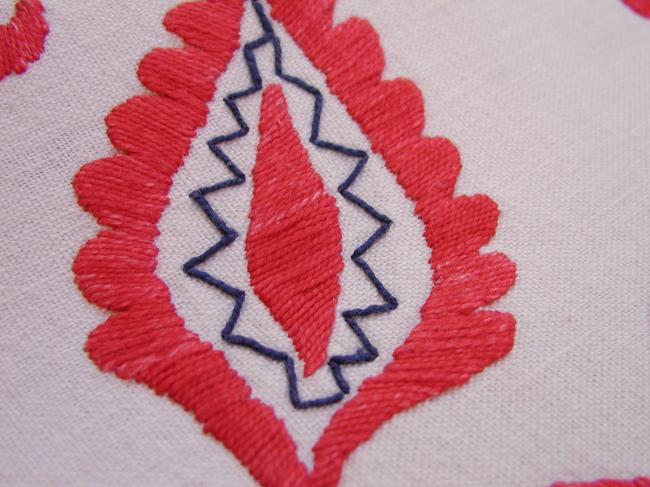 Stunning long crewel hand-embroidered table runner