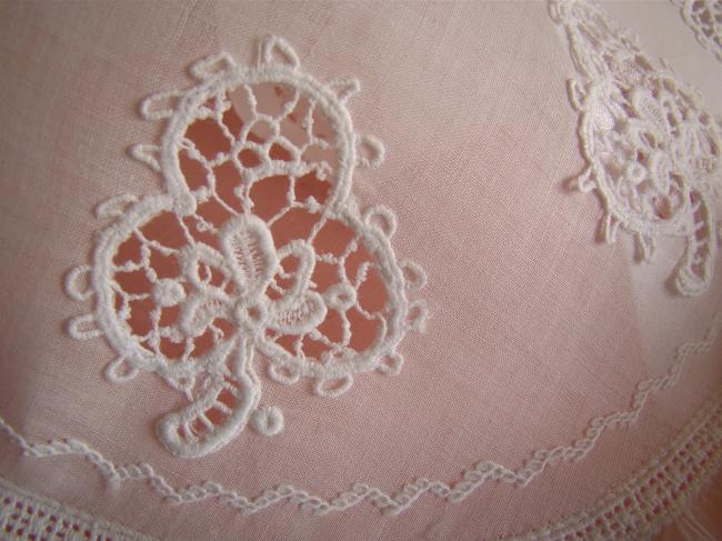 Superbe large col en mousseline avec dentelle chimique, vers 1900