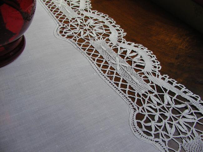 Lovely table runner with a beautiful bobbin Cluny lace