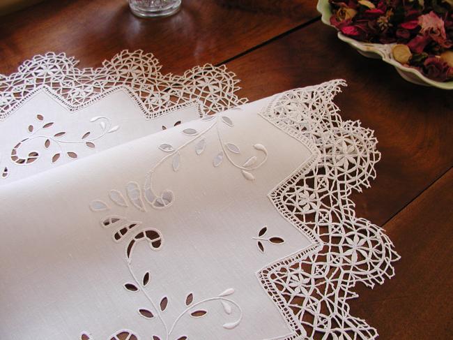 Gorgeous linen table centre with Richelieu works and Cluny hand-made bobbin lace