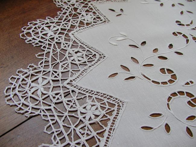 Gorgeous linen table centre with Richelieu works and Cluny hand-made bobbin lace