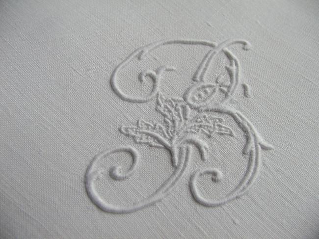 A lovely pair of embroidered pillow cases with monogram B