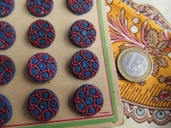Superbe série de 24 boutons bleu& rouge,  imitation passementerie