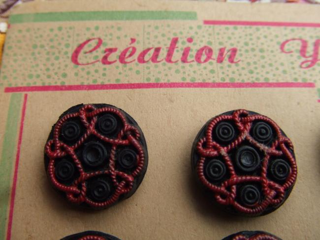 Superbe série de 24 boutons noir & rouge,  imitation passementerie