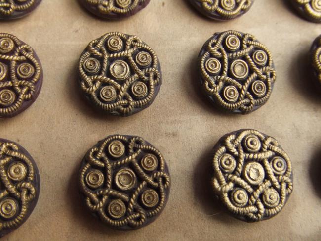 Superbe série de 24 boutons de couleur or,  imitation passementerie