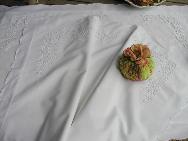 A lovely set of 3 pillow cases in cotton with hand-made crochet lace inserts