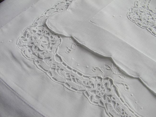 A lovely set of 3 pillow cases in cotton with hand-made crochet lace inserts