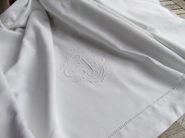 Lovely linen and cotton sheet with monogramm GB and large drawn thread river