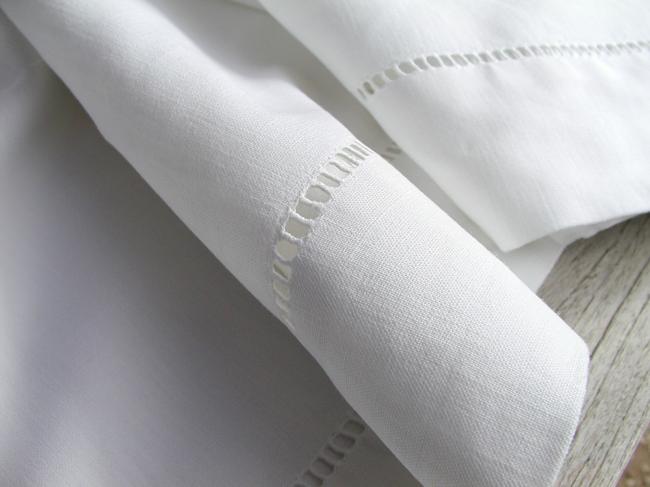 Lovely linen and cotton sheet with monogramm GB and large drawn thread river
