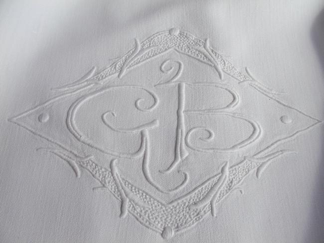 Lovely linen and cotton sheet with monogramm GB and large drawn thread river