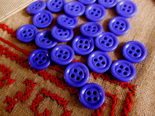 Lot de 12 petits boutons en pate de verre, Bleu Roy, 4 trous, 15mm de diamètre