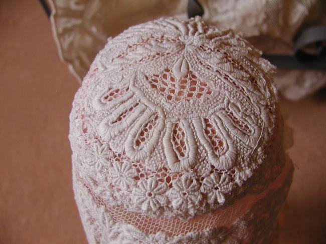 Exceptional doll bonnet with hand-embroidery Ayrshire and Valenciennes lace