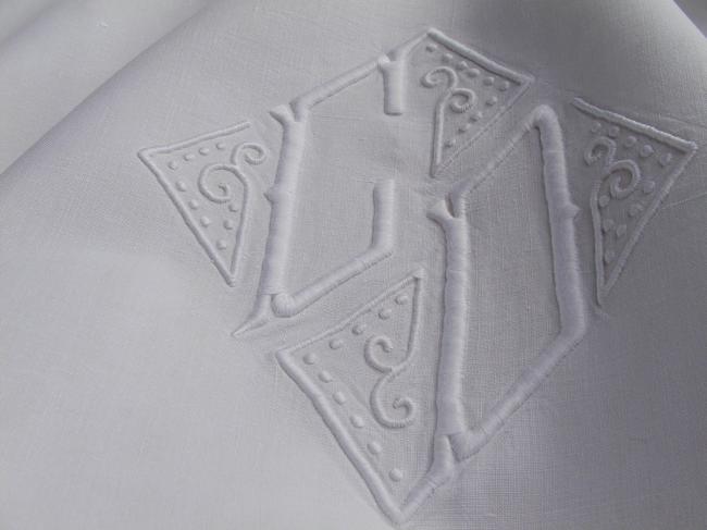 Superb heavy linen sheet with monogramm CD and Venizia drawn thread river