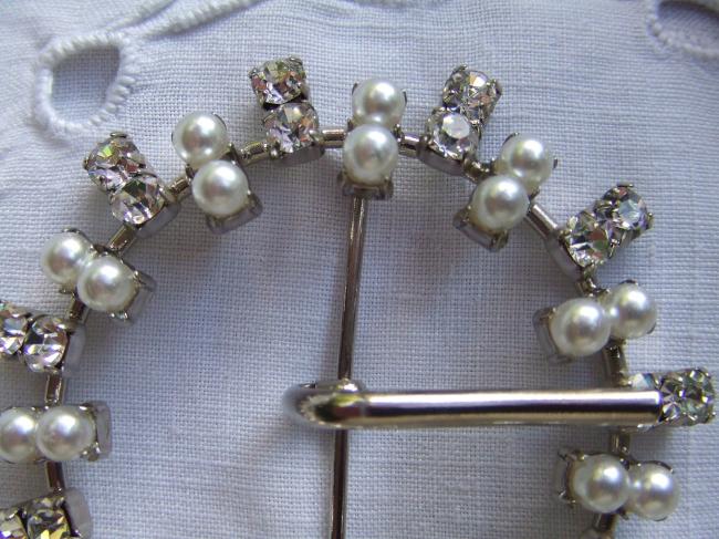 Très chic boucle de ceinture en métal serti de strass et petites perles