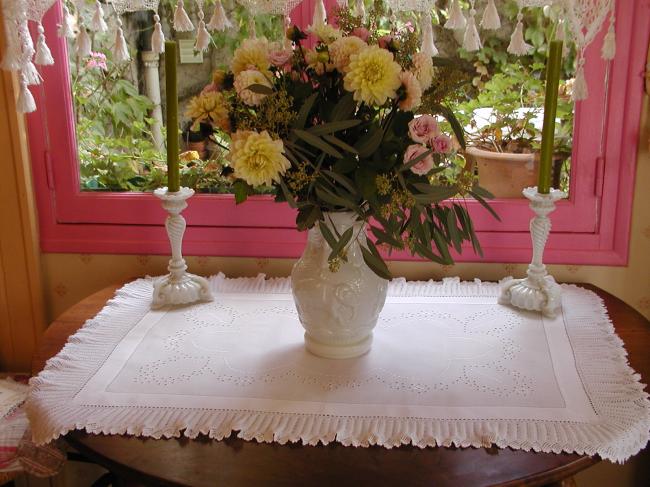 Wonderful  table centre with white floral embroidery & fine knitting lace 1920