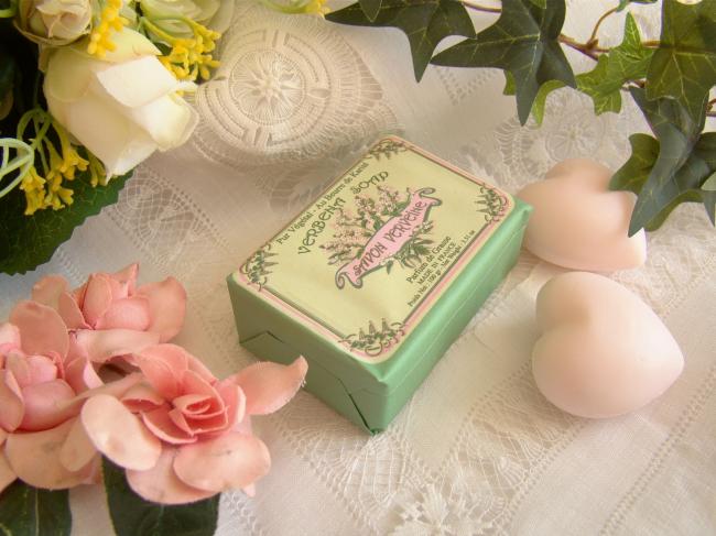 Adorable savon enveloppé parfumé à la Verveine, 100grs