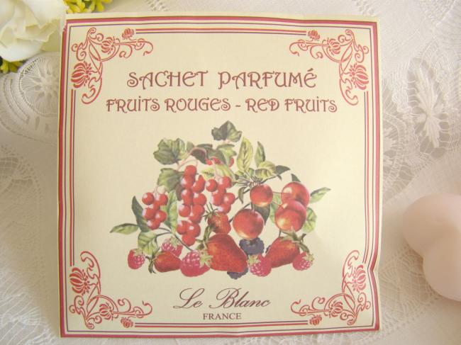 Charmant Sachet parfumé aux fruits rouges, décor encadré Art Nouveau