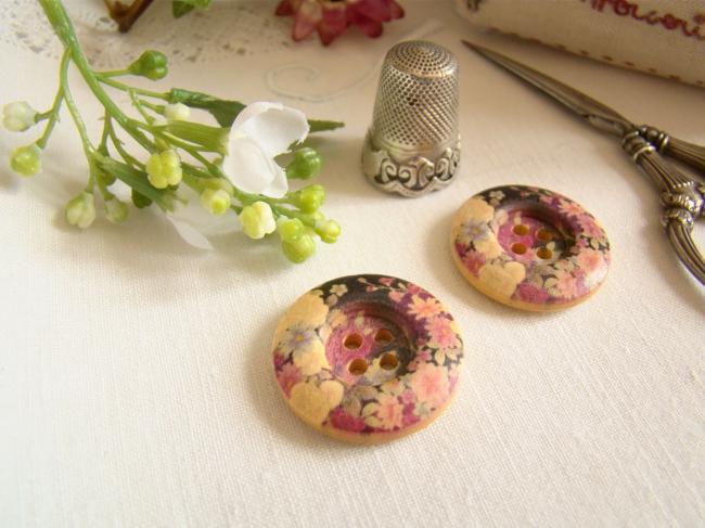 Adorable bouton en bois imprimé de fleurs liberty mauve et noir  Ø 25mm