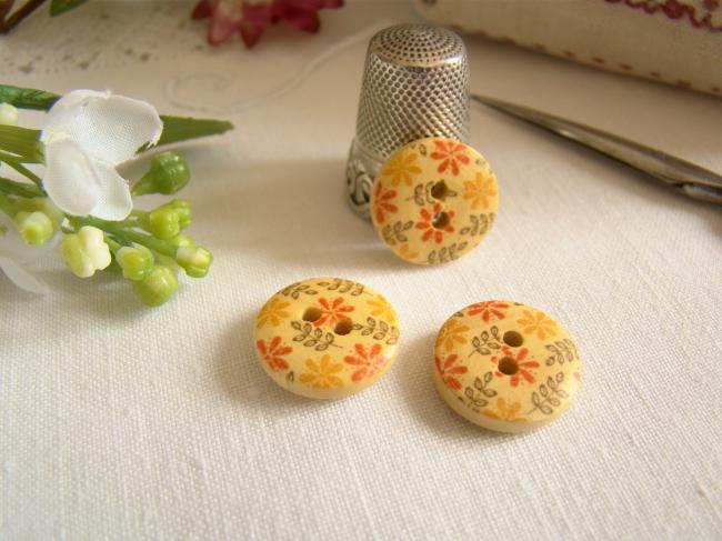 Adorable petit bouton en bois, motif marguerites et feuillage Ø 15mm