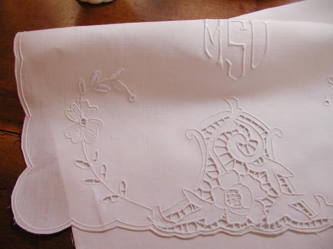 So pretty night dress case in fine linen with open and white works