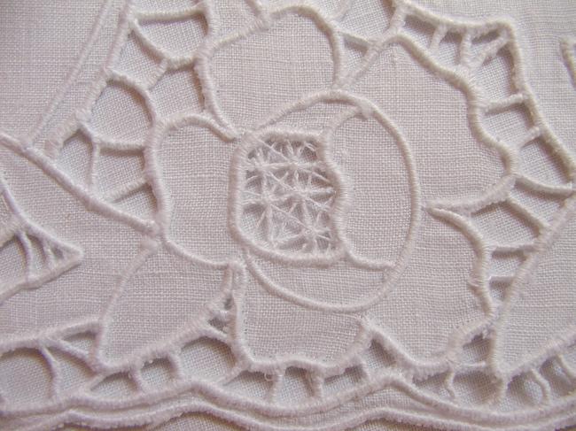 So pretty night dress case in fine linen with open and white works