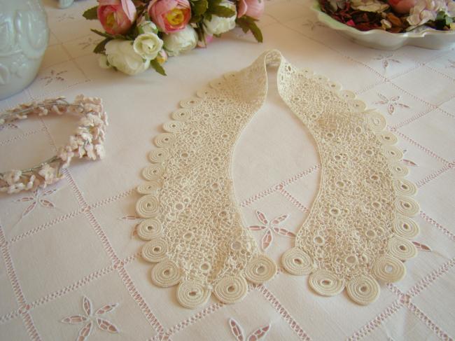 Superb fine collar hand-made irish guipure lace 1900