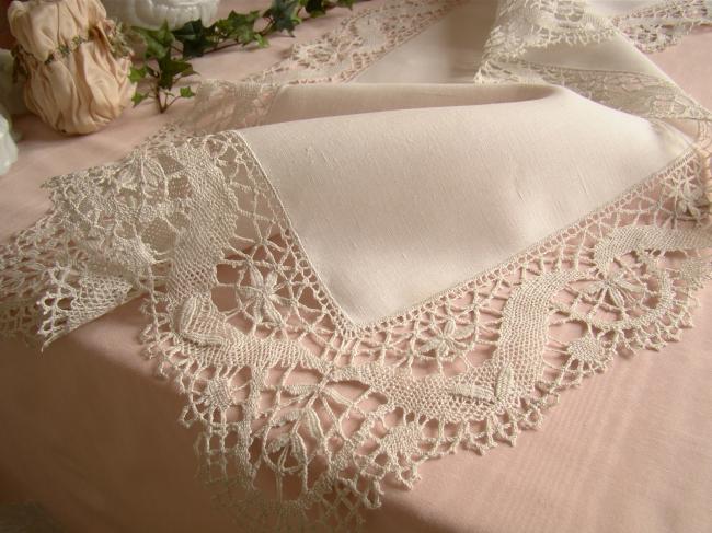 Wonderfull large table runner with gorgeous Cluny bobbin lace