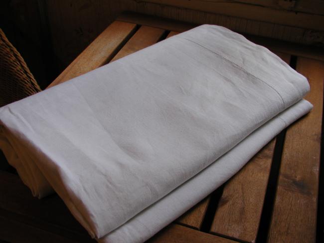 Beautiful and very large PURE LINEN THREAD quality sheet