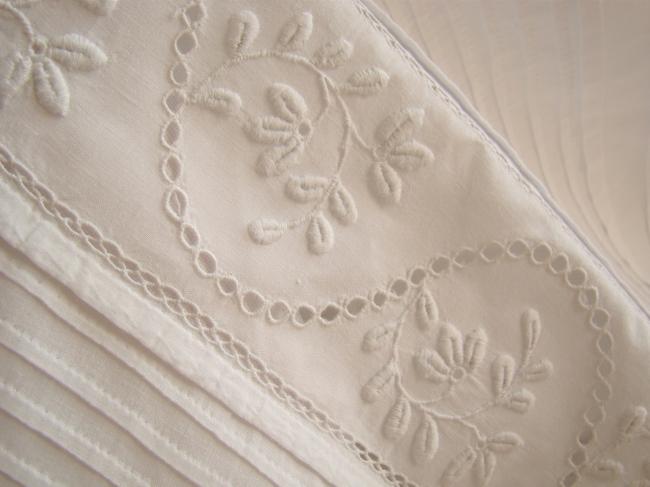Gorgeous huge petticoat for crinoline with broderie anglaise and pleats 1870