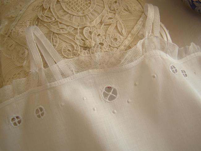 Jolie chemise de jour de bébé en batiste en coton 1930